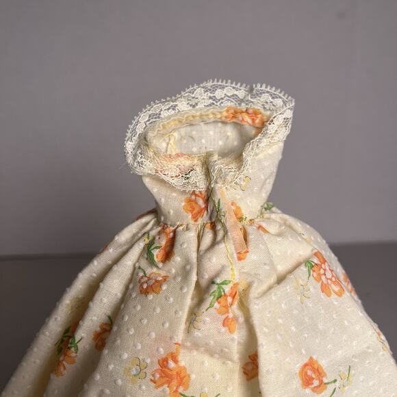 Vintage Handmade Barbie Southern Belle Dress Yellow Floral Lace Gown Display Mat - Picture 7 of 14